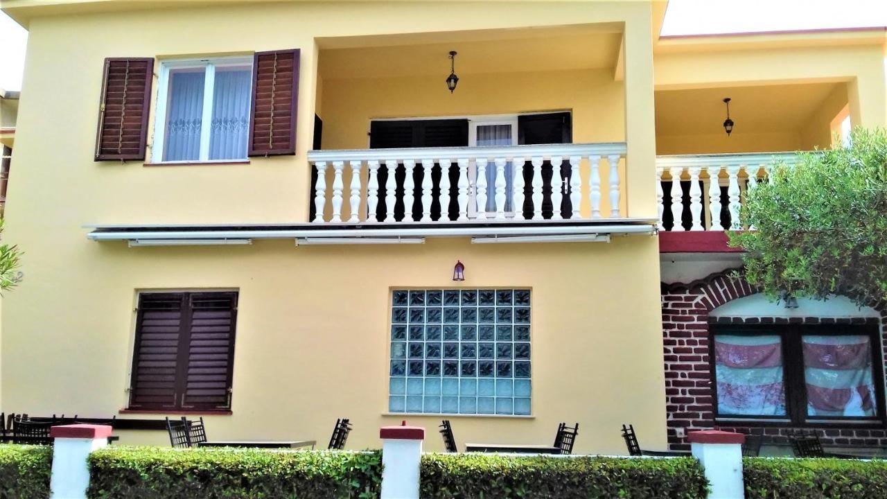 Branko Fabijanic Front Row By The Sea Apartment Selce Ngoại thất bức ảnh