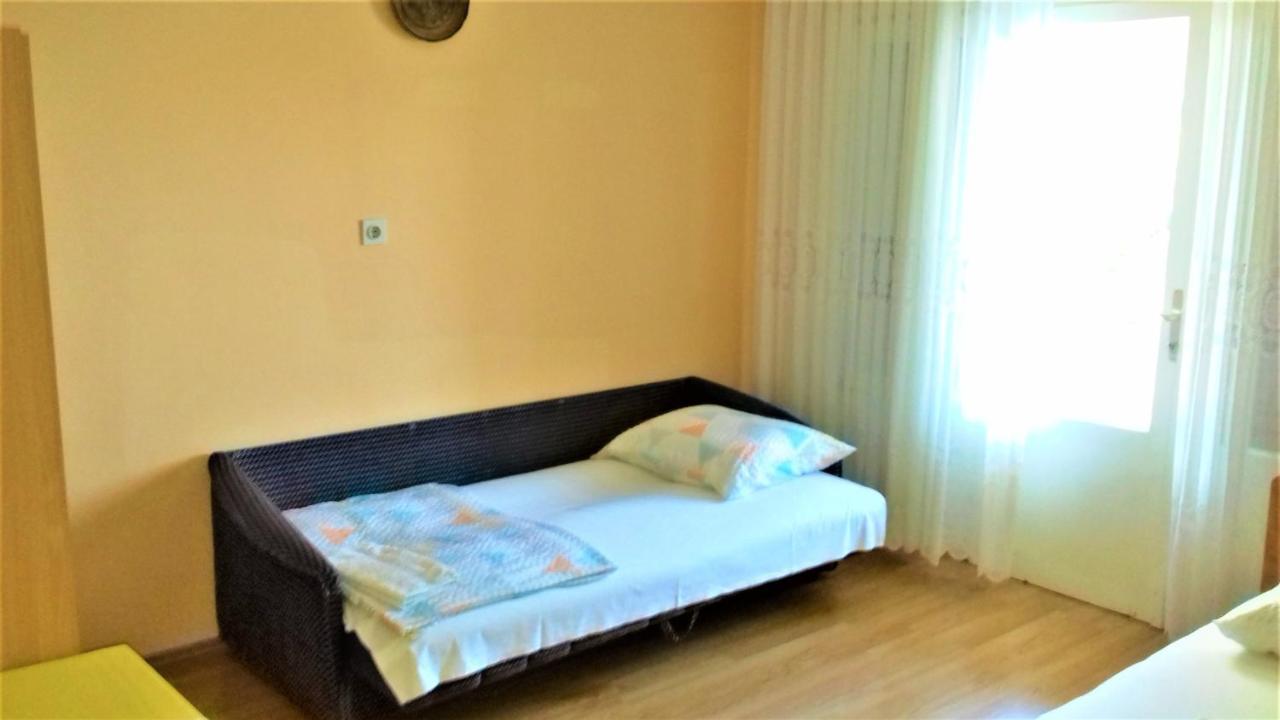 Branko Fabijanic Front Row By The Sea Apartment Selce Ngoại thất bức ảnh