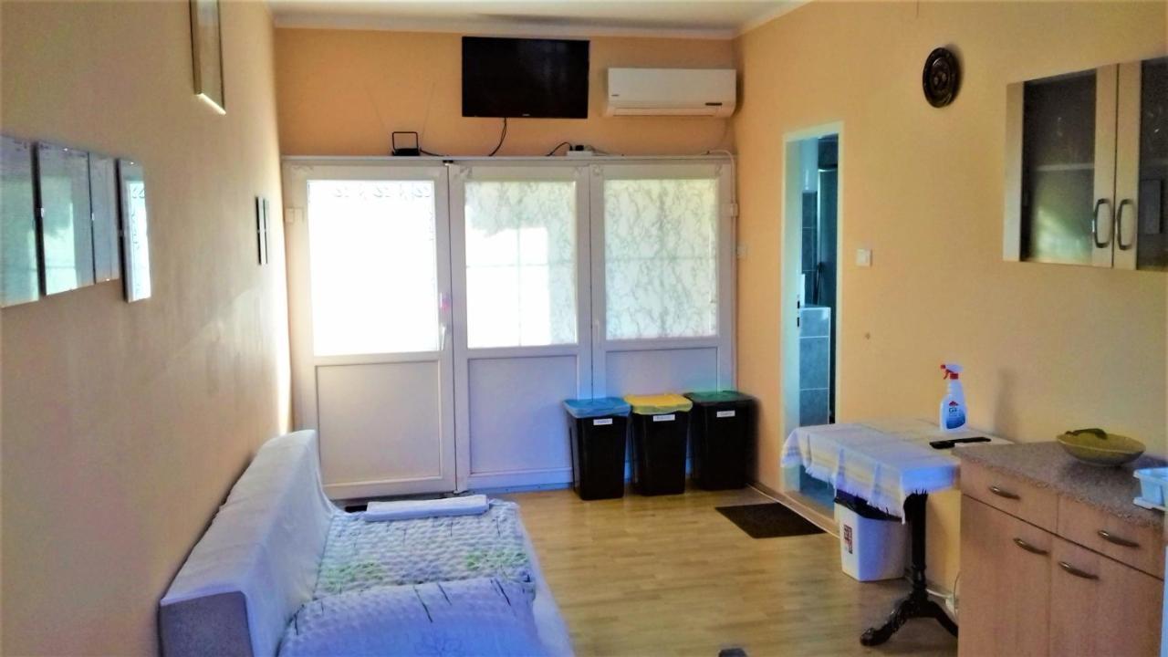 Branko Fabijanic Front Row By The Sea Apartment Selce Ngoại thất bức ảnh