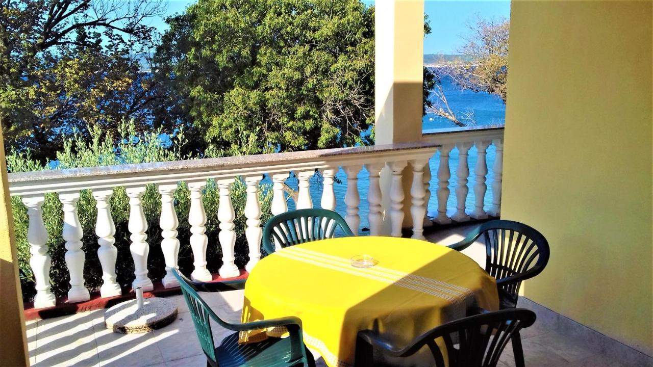 Branko Fabijanic Front Row By The Sea Apartment Selce Ngoại thất bức ảnh