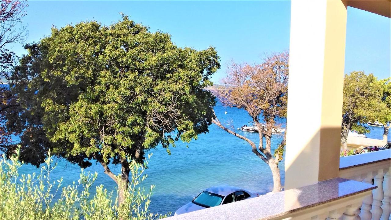 Branko Fabijanic Front Row By The Sea Apartment Selce Ngoại thất bức ảnh