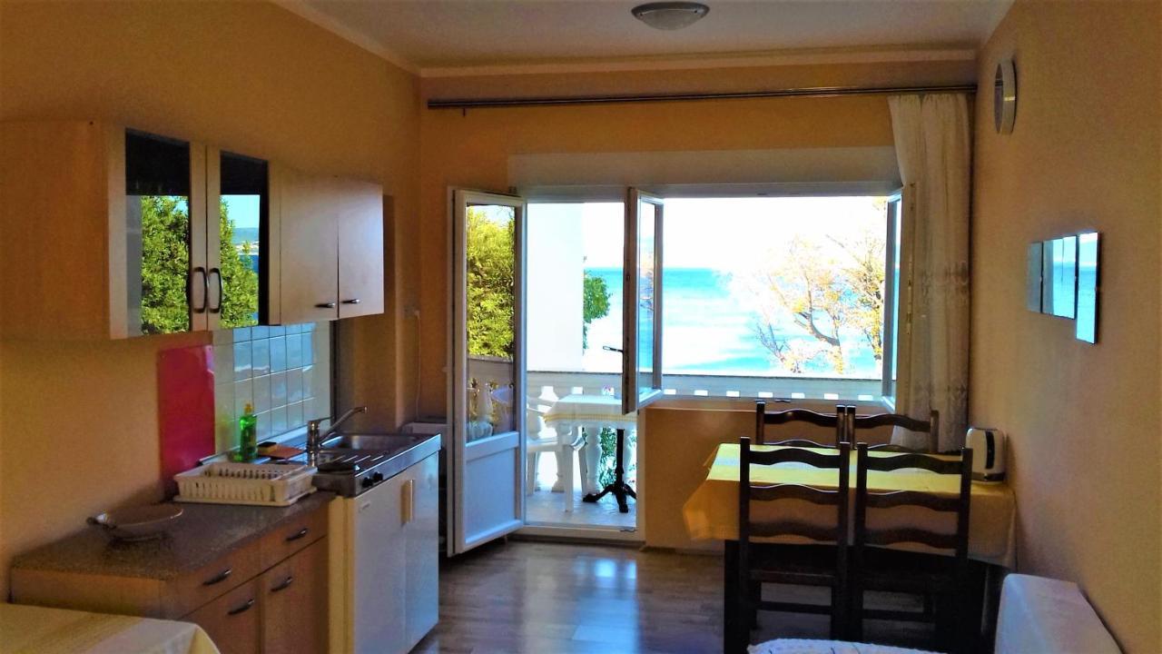 Branko Fabijanic Front Row By The Sea Apartment Selce Ngoại thất bức ảnh